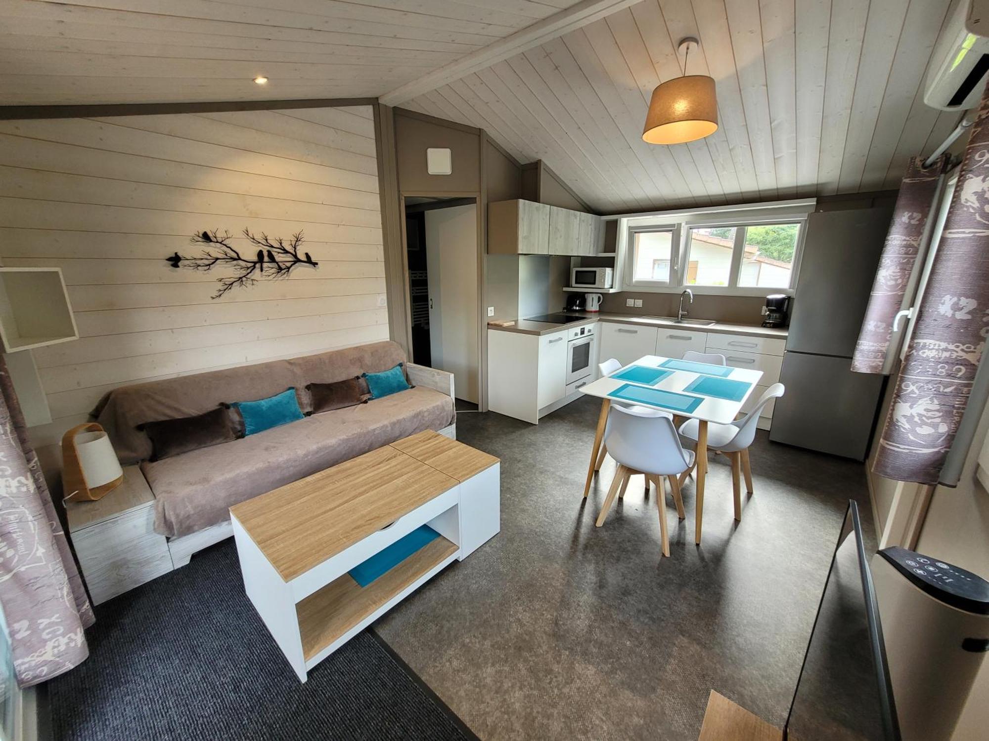 Chalet Familial Entre Lac Et Foret Azur Luaran gambar