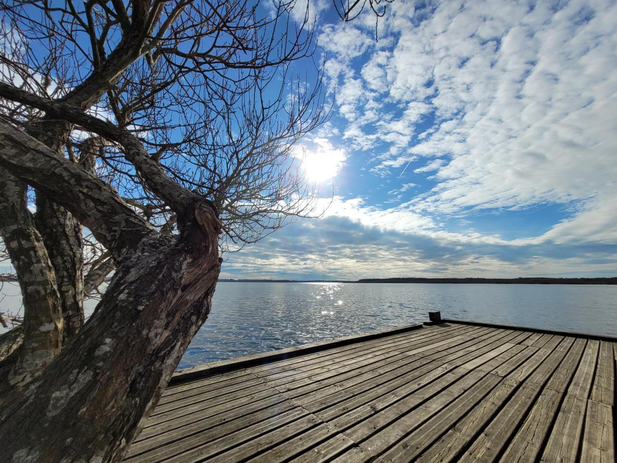 Chalet Familial Entre Lac Et Foret Azur Luaran gambar
